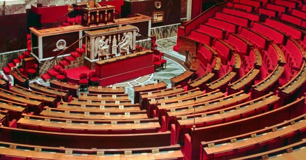 Suspension de la réforme des retraites : entre « victoire sociale » et « arnaque »