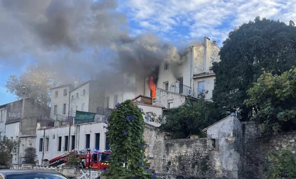 Montpellier : feu d’appartement en cours, près de 60 sapeurs-pompiers mobilisés