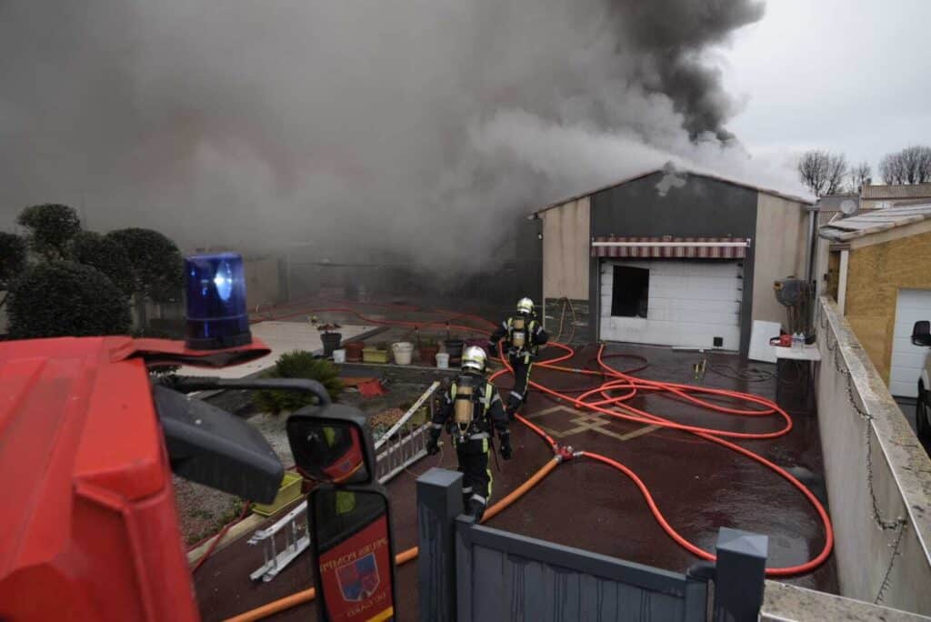 Gard : une villa totalement ravagée par les flammes