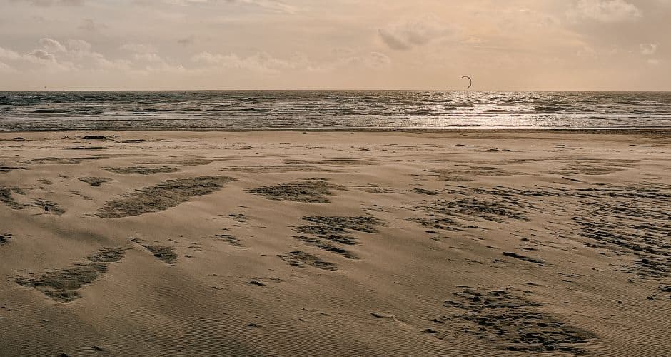 Un corps retrouvé sur une plage par des promeneurs
