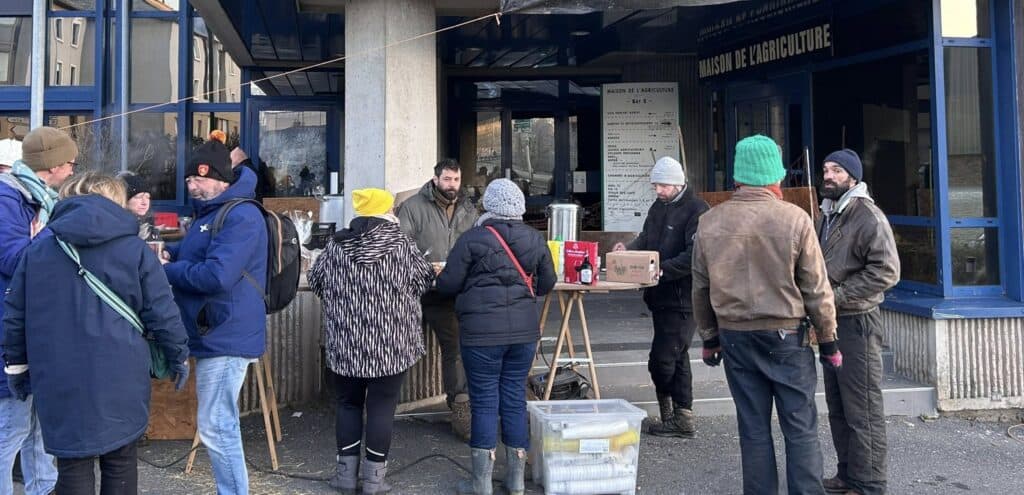 Aveyron : opération des agriculteurs ce mardi, « on est en place »