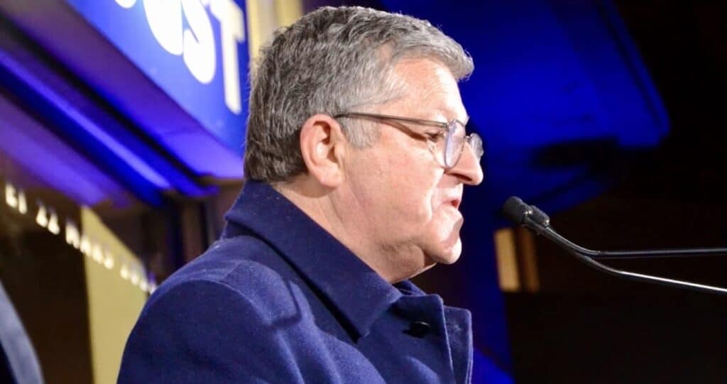 Nîmes : « On vient écrire l’histoire », Franck Proust en meeting au Parnasse