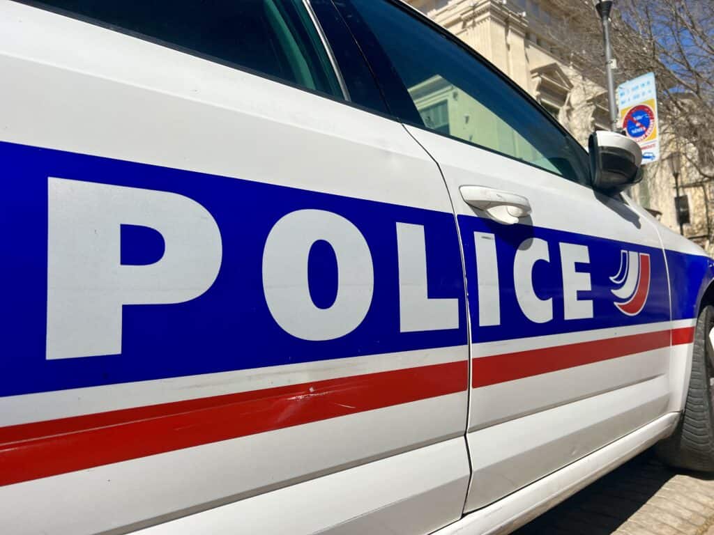 Montpellier : contrôlé par la police, il fournit un faux permis de conduire acheté sur internet